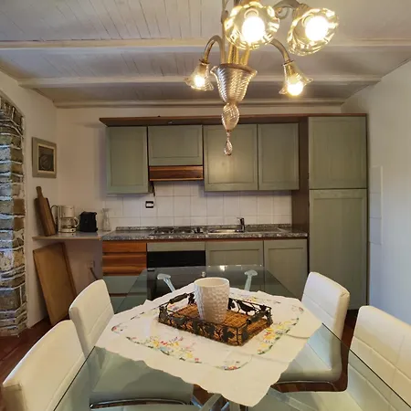 Marebello Apartman *