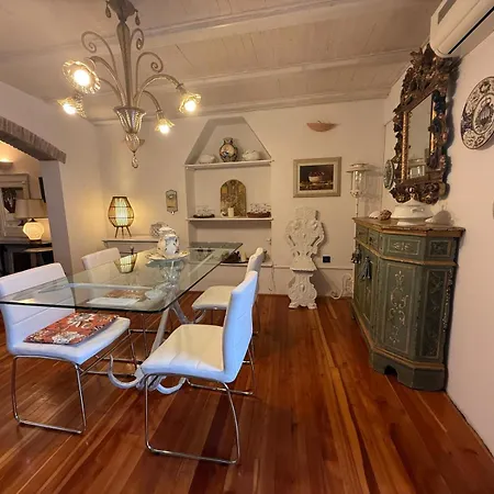 Marebello Apartment *